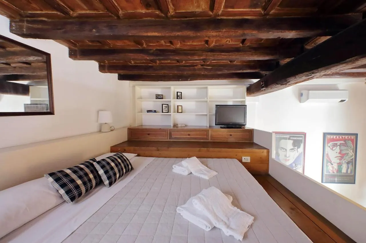 Borgo Comfortable Loft Rome Apartment